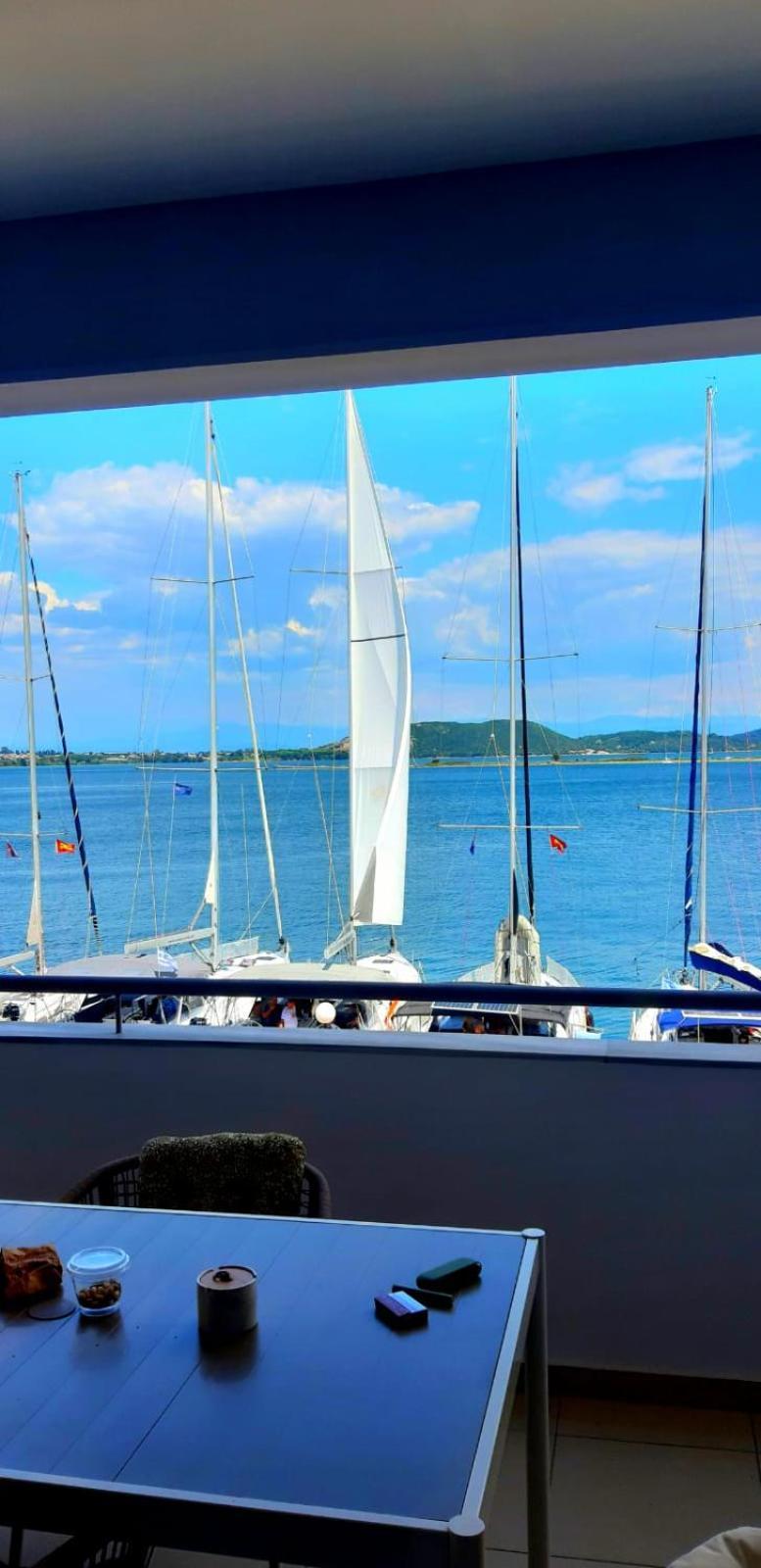 Oikia Preveza Seaview Apartment Bagian luar foto